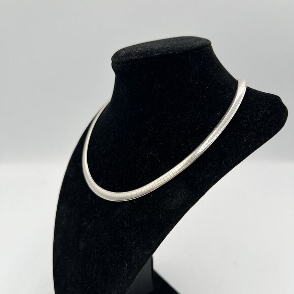 Silver 925 Sterling Woman’s Choker Omega Necklace. 5.7mm Width 16 Inch Length. - Picture 3 of 6